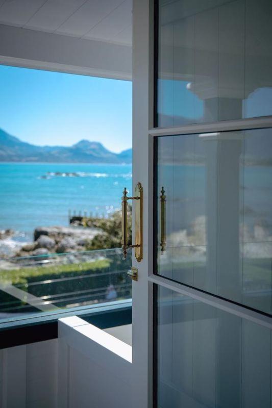 The Pier Hotel Kaikoura Ngoại thất bức ảnh