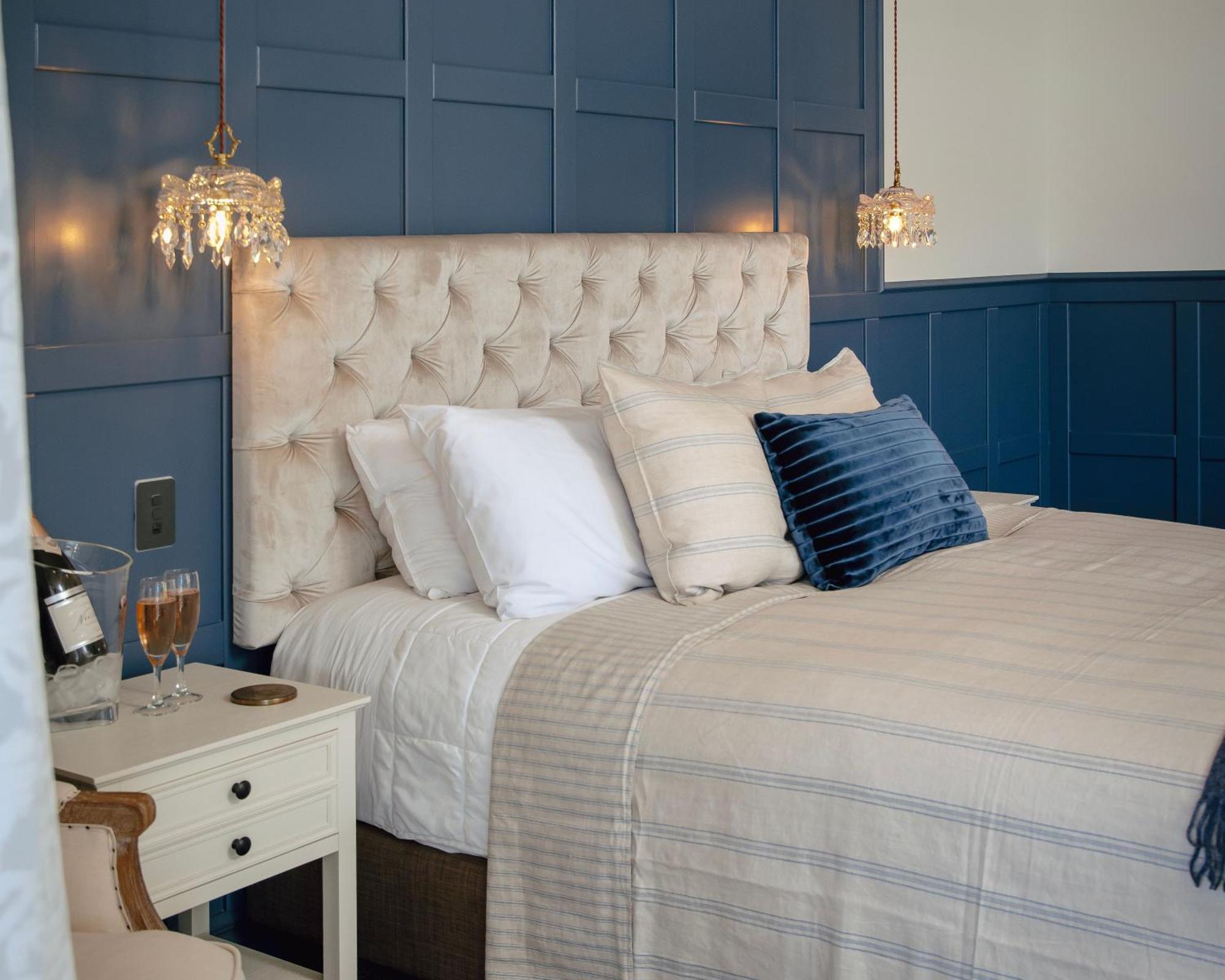 The Pier Hotel Kaikoura Ngoại thất bức ảnh