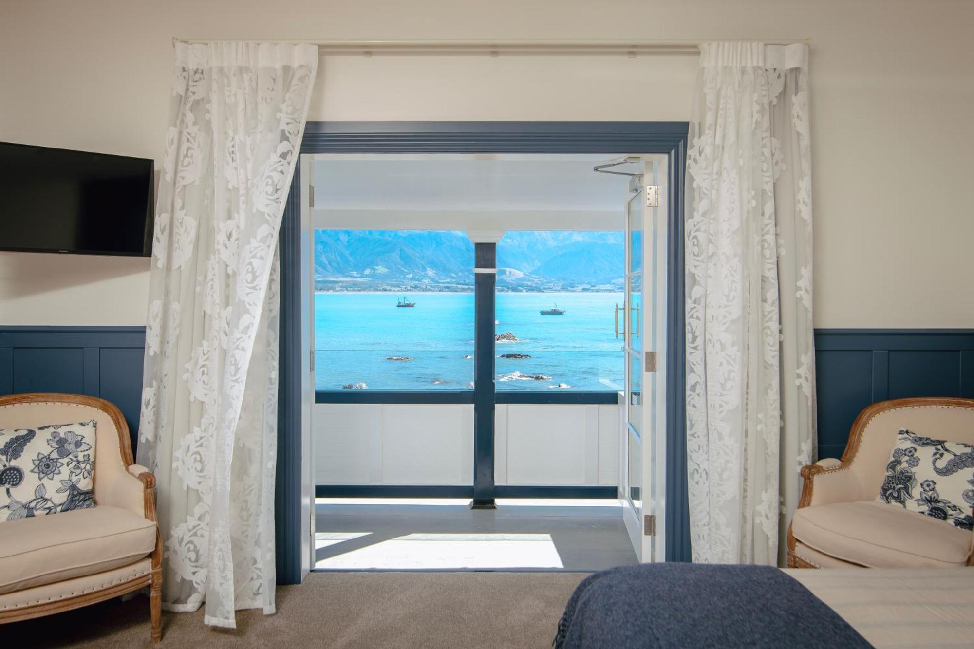 The Pier Hotel Kaikoura Ngoại thất bức ảnh
